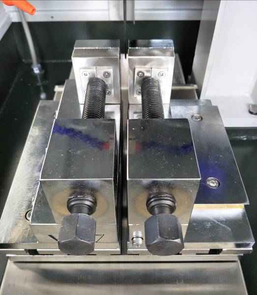Отрезной станок для металлографии 4000Вт CT-SERIES ChelTop